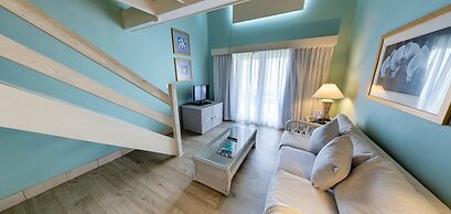 Trade Winds Hotel