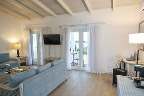 Trade Winds Hotel