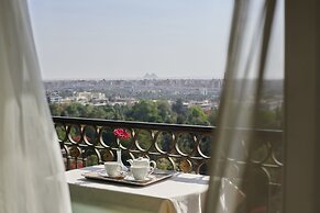 Four Seasons Hotel Cairo at First Residence