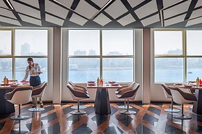 Four Seasons Hotel Cairo at First Residence