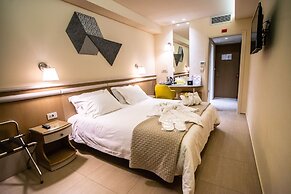 Emmantina Hotel