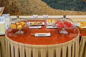 Emmantina Hotel