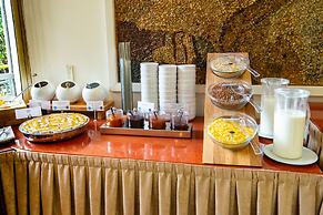 Emmantina Hotel