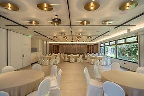 Emmantina Hotel