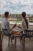 Emmantina Hotel