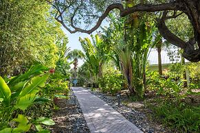 Islander Resort