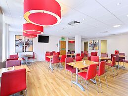 Travelodge Aberdeen Central