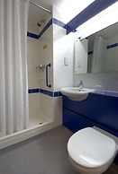 Travelodge Aberdeen Central