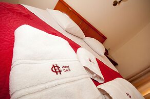 Cecil Hotel
