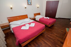 Cecil Hotel