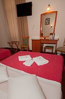 Cecil Hotel