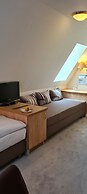 Hotel Garni Am Ellinger Tor