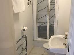 Novar Arms Hotel