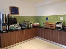 Holiday Inn Express Wakefield by IHG