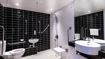 Holiday Inn Express Wakefield by IHG