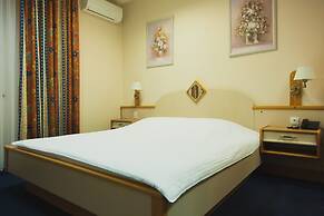 Transhotel
