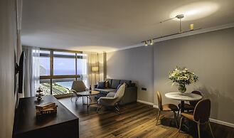 Seasons Hotel - Resort on The Beach
