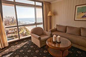 Seasons Hotel - Resort on The Beach