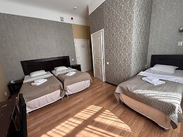 Viktorija Hotel
