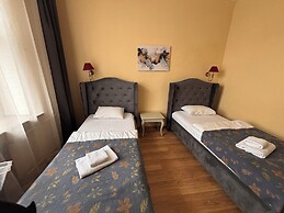Viktorija Hotel
