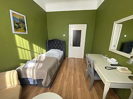 Viktorija Hotel