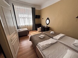 Viktorija Hotel