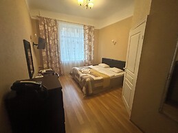 Viktorija Hotel