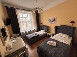 Viktorija Hotel