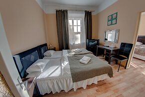 Viktorija Hotel