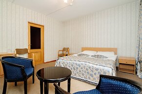 Dacia Hotel