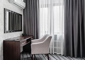 Tourist Hotel