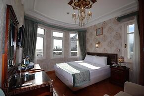 Blue House Hotel