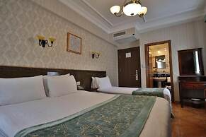 Blue House Hotel