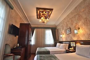 Blue House Hotel