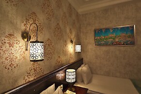 Blue House Hotel