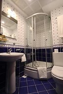 Blue House Hotel