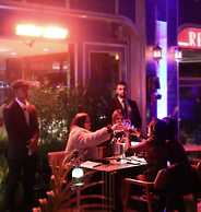 Blue House Hotel