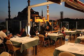 Blue House Hotel