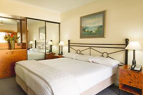 Palm Royale Cairns