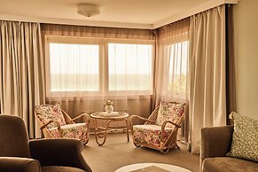 Sola Strand Hotel