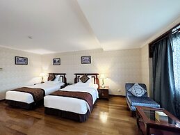 Rex Hotel