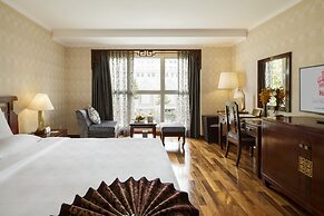 Rex Hotel