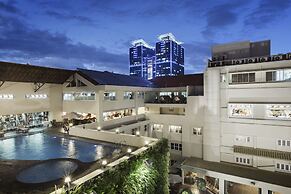 Rex Hotel