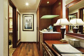 Rex Hotel