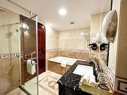 Rex Hotel