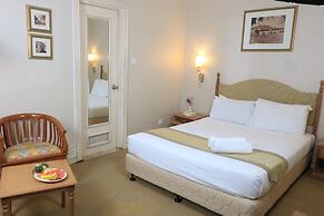 Merdeka Palace Hotels & Suites