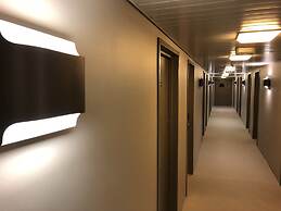 Pilot Airport Hotel