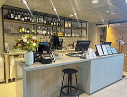 Pilot Airport Hotel