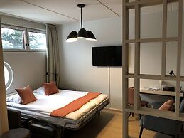 Pilot Airport Hotel