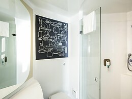 ibis Leicester City
